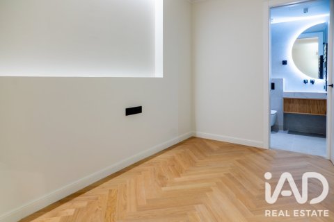 3 bedrooms apartment for sale in Barcelona, Catalonia, Spain № 9239 - photo 25