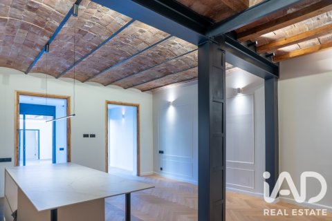 3 bedrooms apartment for sale in Barcelona, Catalonia, Spain № 9239 - photo 4