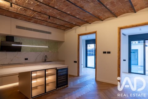 3 bedrooms apartment for sale in Barcelona, Catalonia, Spain № 9239 - photo 3
