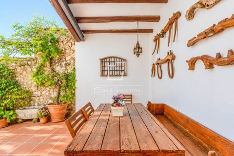 5 bedrooms finca for sale in Sitges, Barcelona, Catalonia, Spain № 9253 - photo 11