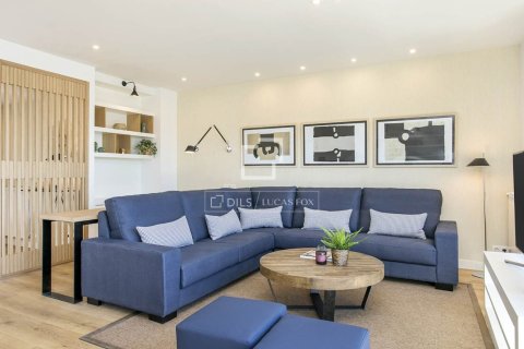 2 bedrooms apartment for sale in Barcelona, Catalonia, Spain № 9056 - photo 11
