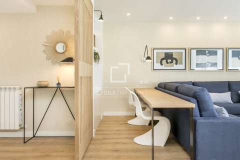 2 bedrooms apartment for sale in Barcelona, Catalonia, Spain № 9056 - photo 13