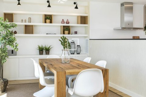 2 bedrooms apartment for sale in Barcelona, Catalonia, Spain № 9056 - photo 9