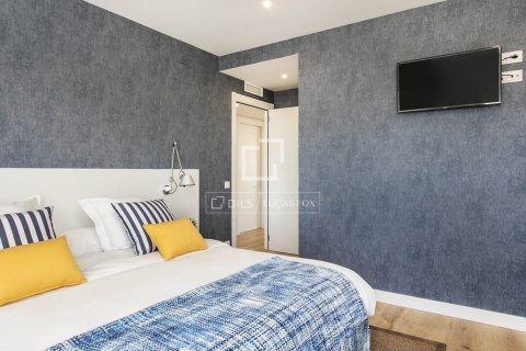 2 bedrooms apartment for sale in Barcelona, Catalonia, Spain № 9056 - photo 24