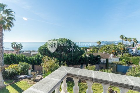 7 bedrooms house for sale in Lloret de Mar, Girona, Catalonia, Spain № 6740 - photo 22