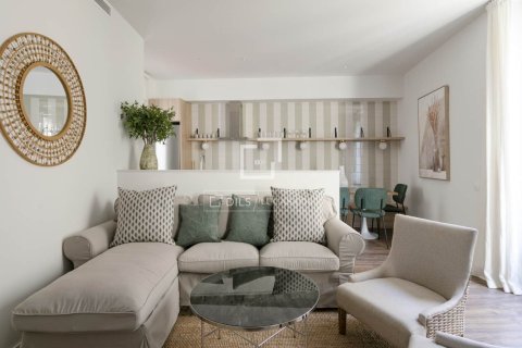 3 bedrooms apartment for sale in Barcelona, Catalonia, Spain № 9097 - photo 5