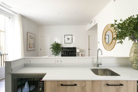3 bedrooms apartment for sale in Barcelona, Catalonia, Spain № 9097 - photo 13