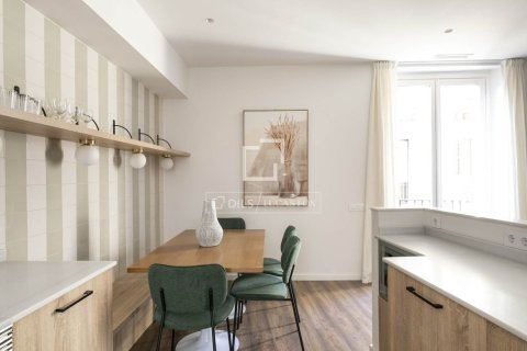 3 bedrooms apartment for sale in Barcelona, Catalonia, Spain № 9097 - photo 12