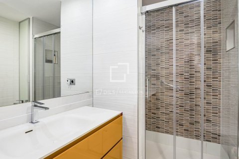 4 bedrooms villa for sale in Castelldefels, Barcelona, Catalonia, Spain № 9159 - photo 7