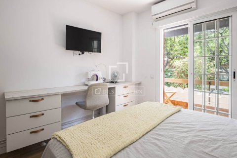 4 bedrooms villa for sale in Castelldefels, Barcelona, Catalonia, Spain № 9159 - photo 12