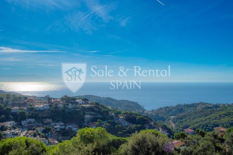 6 bedrooms house for sale in Lloret de Mar, Girona, Catalonia, Spain № 7218 - photo 13