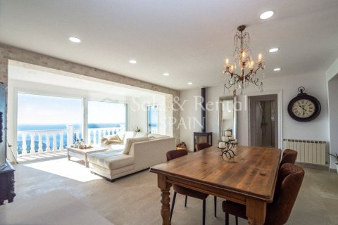 6 bedrooms house for sale in Lloret de Mar, Girona, Catalonia, Spain № 7218 - photo 20