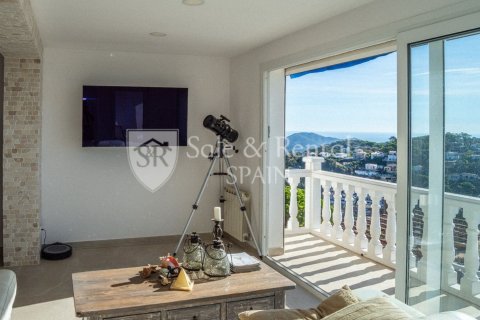 6 bedrooms house for sale in Lloret de Mar, Girona, Catalonia, Spain № 7218 - photo 7