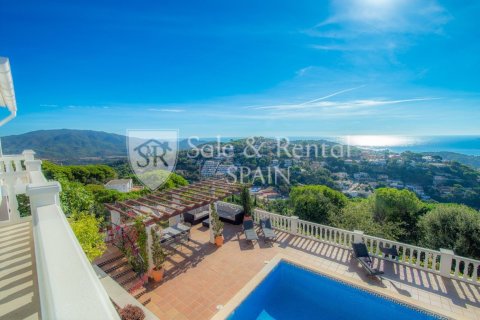 6 bedrooms house for sale in Lloret de Mar, Girona, Catalonia, Spain № 7218 - photo 10
