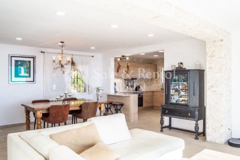 6 bedrooms house for sale in Lloret de Mar, Girona, Catalonia, Spain № 7218 - photo 16