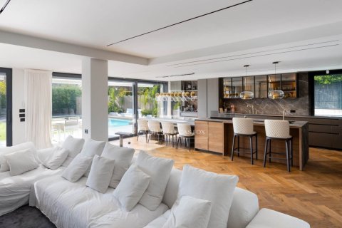 4 bedrooms villa for sale in Sant Andreu de Llavaneres, Barcelona, Catalonia, Spain № 9225 - photo 5