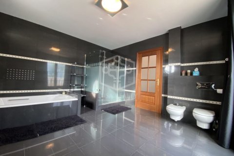 6 bedrooms villa for rent in Castelldefels, Barcelona, Catalonia, Spain № 9073 - photo 27