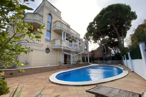 6 bedrooms villa for rent in Castelldefels, Barcelona, Catalonia, Spain № 9073 - photo 2