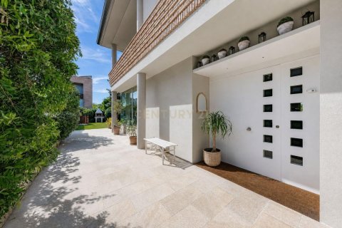 Сasa de 5 dormitorios en venta en Sant Cugat del Vallès, Barcelona, Cataluña, Spain № 9075 - foto 10