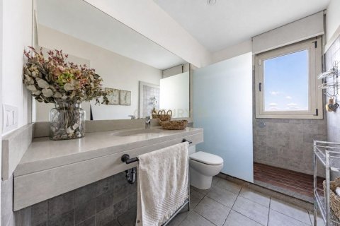 Сasa de 5 dormitorios en venta en Sant Cugat del Vallès, Barcelona, Cataluña, Spain № 9075 - foto 24