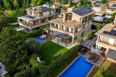 Сasa de 5 dormitorios en venta en Sant Cugat del Vallès, Barcelona, Cataluña, Spain № 9075 - foto 4