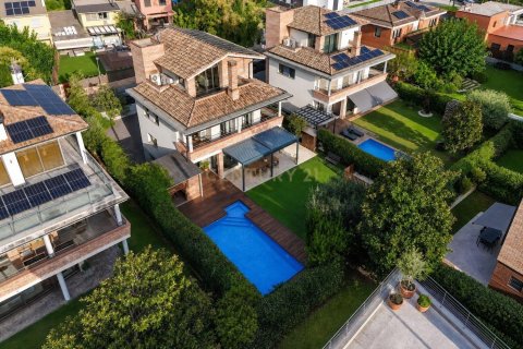 Сasa de 5 dormitorios en venta en Sant Cugat del Vallès, Barcelona, Cataluña, Spain № 9075 - foto 3