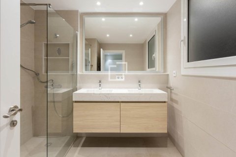 4 bedrooms apartment for sale in Barcelona, Catalonia, Spain № 9085 - photo 28