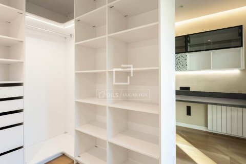 4 bedrooms apartment for sale in Barcelona, Catalonia, Spain № 9085 - photo 19