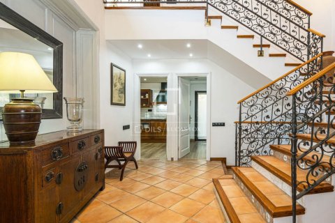 Купить виллу в Матадепера, Испания с 4 спальни, 478м², № 9103 - фото 5