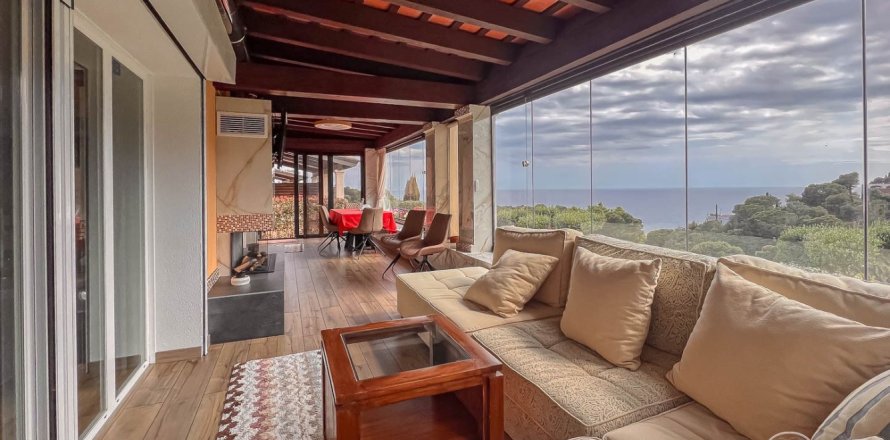 4 chambres villa à vendre à Tossa de Mar, Girona, Catalonia, Spain № 994