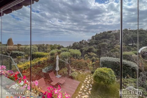 4 bedrooms villa for sale in Tossa de Mar, Girona, Catalonia, Spain № 994 - photo 6