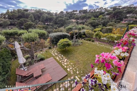 4 bedrooms villa for sale in Tossa de Mar, Girona, Catalonia, Spain № 994 - photo 10