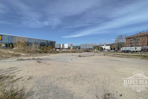 2320 sq.m. land plot for sale in Lloret de Mar, Girona, Catalonia, Spain № 996 - photo 2