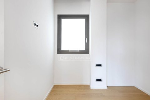 2 bedrooms apartment for rent in Barcelona, Catalonia, Spain № 9228 - photo 21