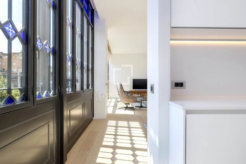 2 bedrooms apartment for rent in Barcelona, Catalonia, Spain № 9228 - photo 11