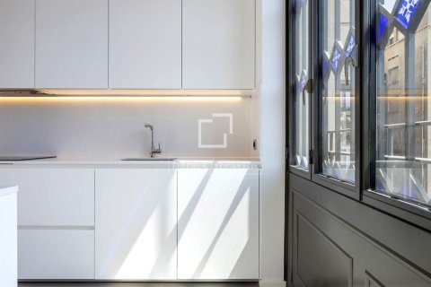 2 bedrooms apartment for rent in Barcelona, Catalonia, Spain № 9228 - photo 9
