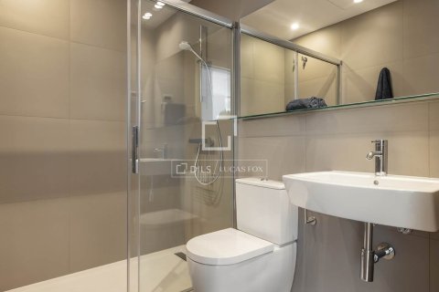 2 bedrooms apartment for rent in Barcelona, Catalonia, Spain № 9228 - photo 24