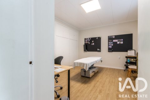 6 bedrooms townhouse for sale in Parets del Vallès, Barcelona, Catalonia, Spain № 9133 - photo 22
