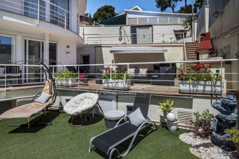 5 bedrooms villa for sale in Castelldefels, Barcelona, Catalonia, Spain № 9173 - photo 9