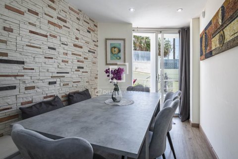 5 bedrooms villa for sale in Castelldefels, Barcelona, Catalonia, Spain № 9173 - photo 17