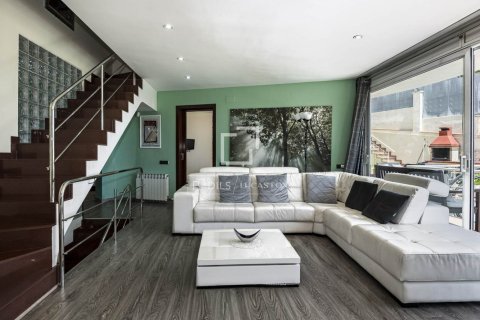 5 bedrooms villa for sale in Castelldefels, Barcelona, Catalonia, Spain № 9173 - photo 14