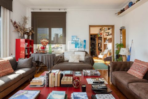 Купить квартиру в Барселона, Испания с 3 спальни, 259м², № 9265 - фото 13