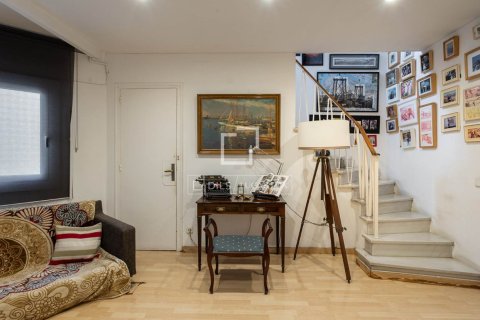 Купить квартиру в Барселона, Испания с 3 спальни, 259м², № 9265 - фото 21