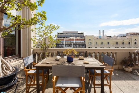 Купить квартиру в Барселона, Испания с 3 спальни, 259м², № 9265 - фото 6