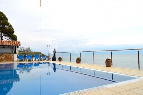 5 bedrooms house for sale in Lloret de Mar, Girona, Catalonia, Spain № 6726 - photo 3