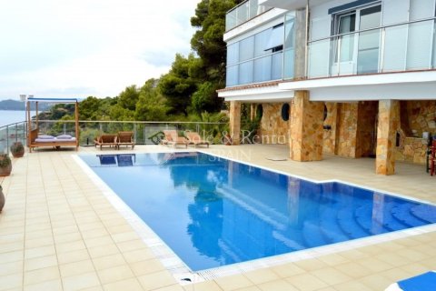 Сasa de 5 dormitorios en venta en Lloret de Mar, Gerona, Cataluña, Spain № 6726 - foto 1