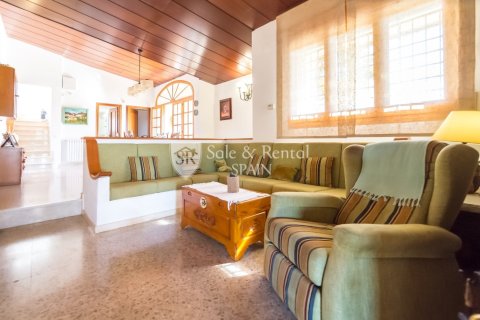 4 bedrooms house for sale in Santa Susanna, Barcelona, Catalonia, Spain № 6745 - photo 7