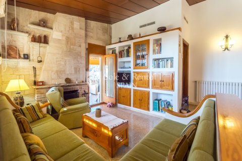 4 bedrooms house for sale in Santa Susanna, Barcelona, Catalonia, Spain № 6745 - photo 6