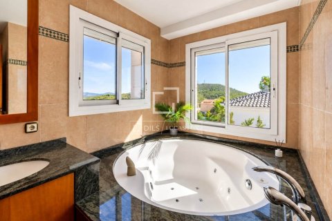 6 bedrooms villa for sale in Sitges, Barcelona, Catalonia, Spain № 9157 - photo 14