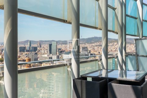 3 bedrooms penthouse for rent in Barcelona, Catalonia, Spain № 9062 - photo 11